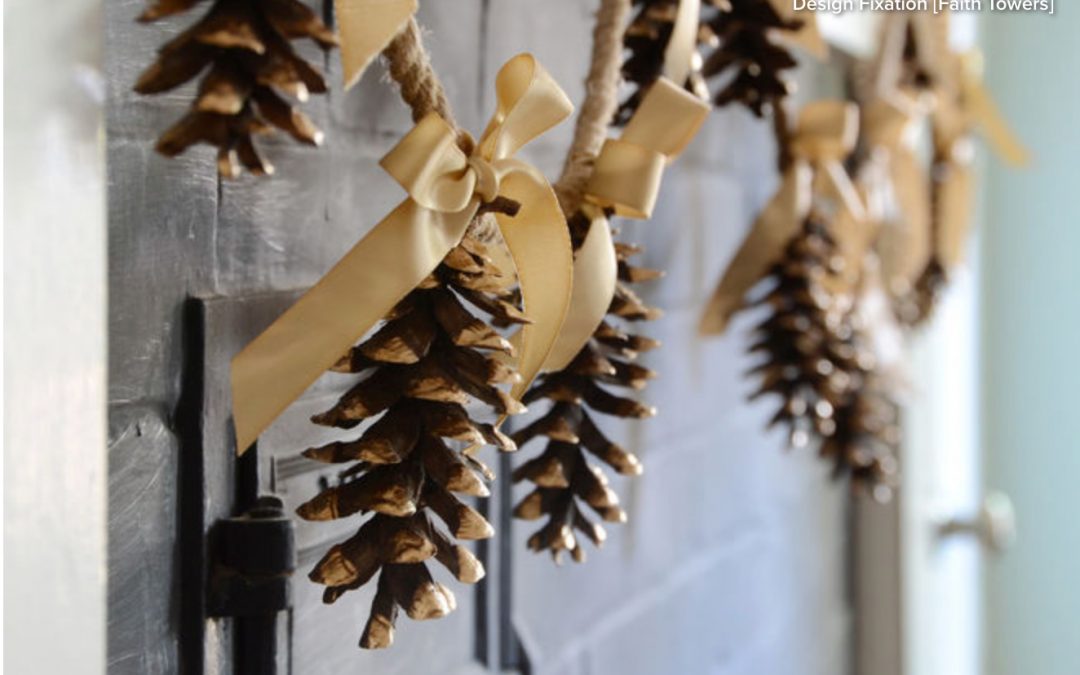 Holiday Pine Cone Garland