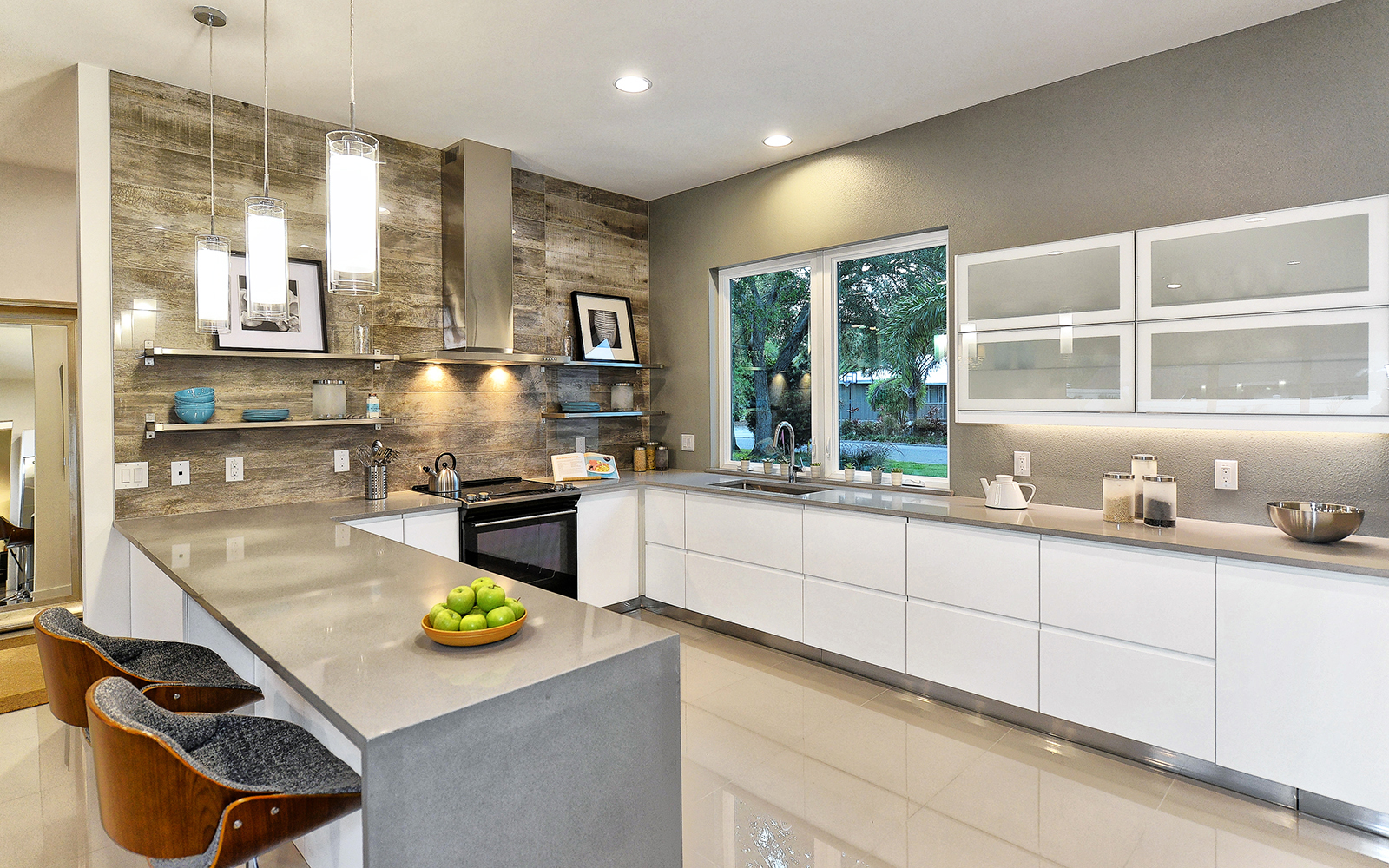 1820 Laurel Street, Sarasota, FL