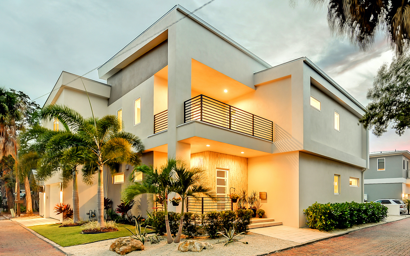 1816 Hawkins Court, Sarasota, FL