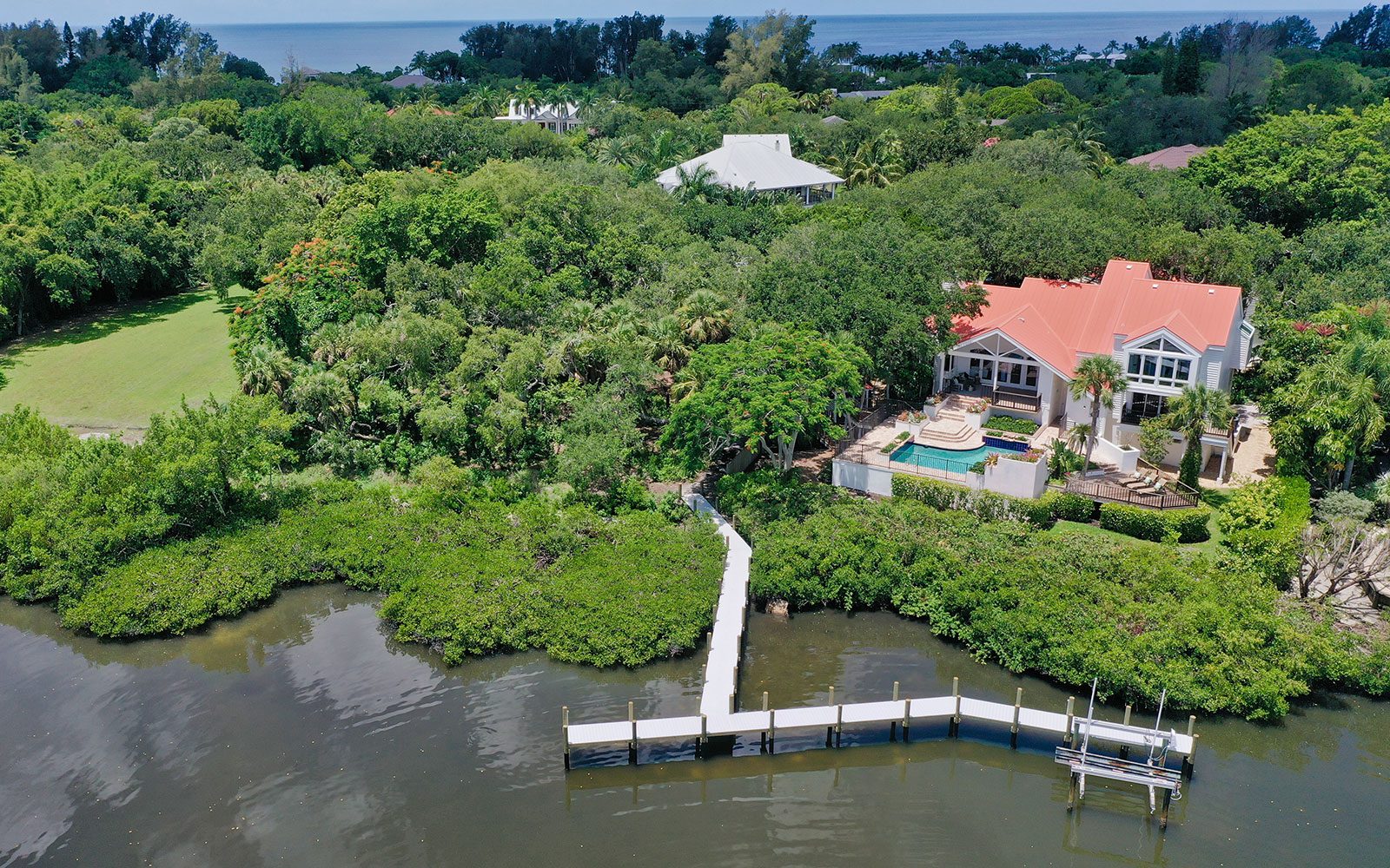 L'Elegance Luxury Condo Lido Key
