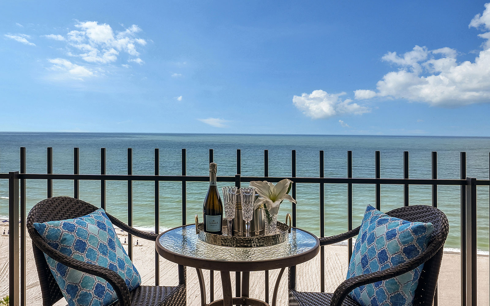 1212 Benjamin Franklin Drive, Sarasota, FL 34236